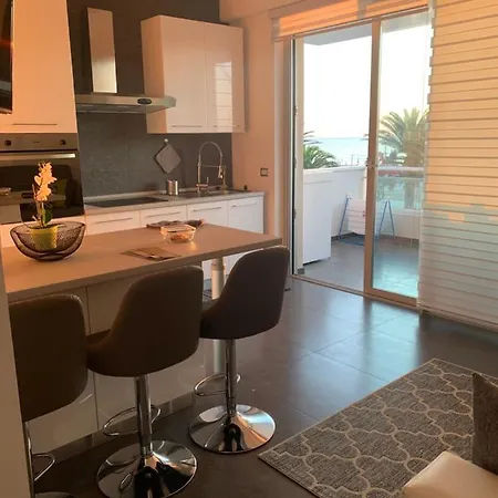 Apartamento Fronte Mare Lejlighed Alba Adriatica