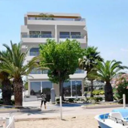 Διαμέρισμα Apartamento Fronte Mare Alba Adriatica